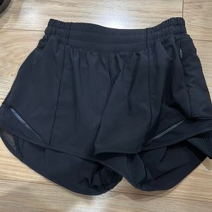 Lululemon black shorts